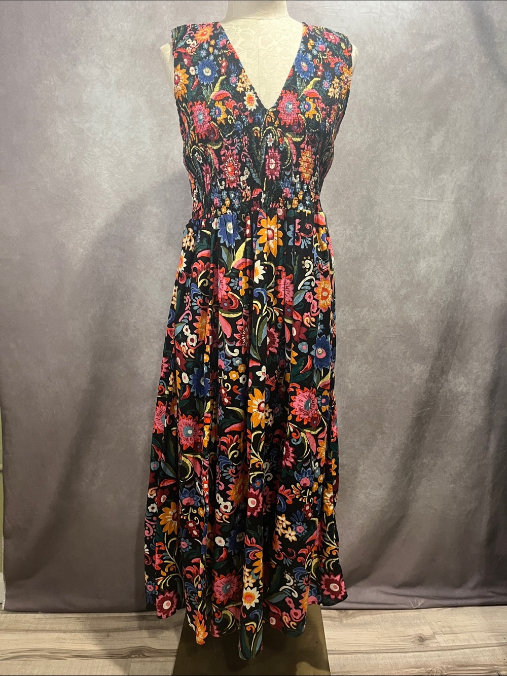Boden Black Floral V-Neck Maxi Dress with Multicolor Print size 12